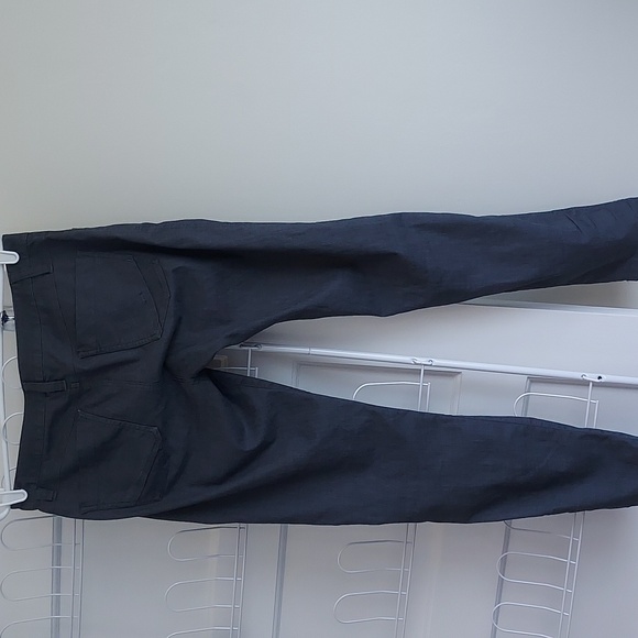 Arc'teryx A2B Commuter Pant - Picture 2 of 6